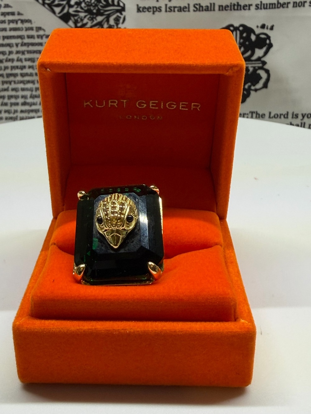 NWOT Kurt Geiger Green and Gold Statement Ring